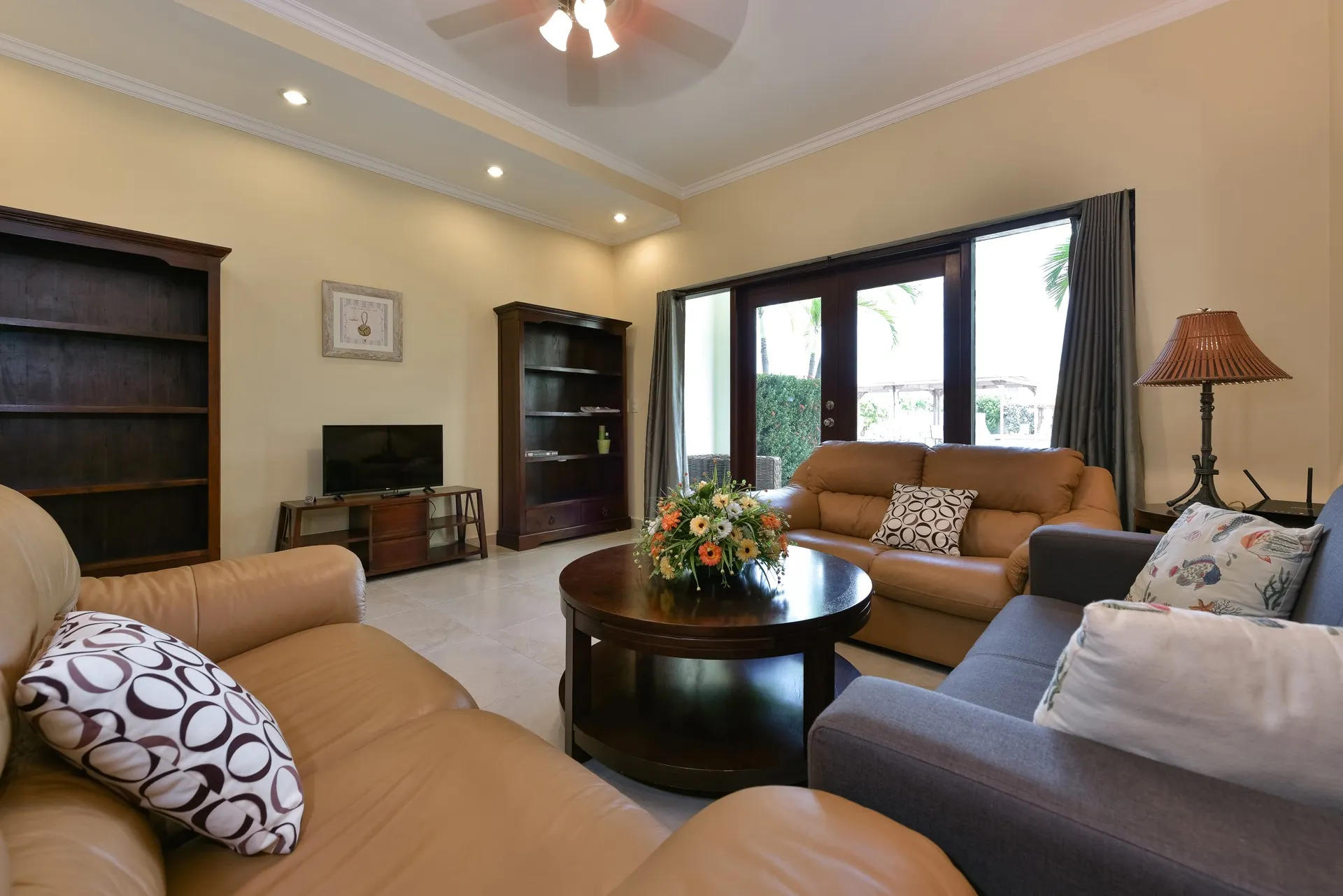 Aruba Breeze B-1, photo 9 of 36