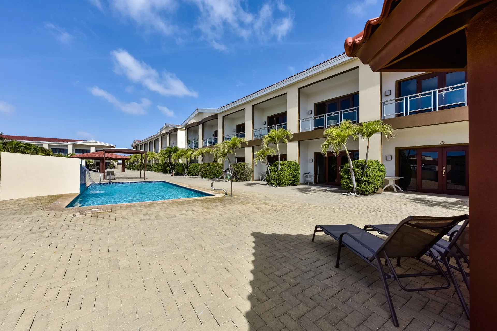 Aruba Breeze B-1, photo 27 of 36