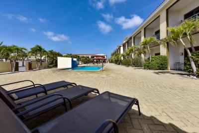 Aruba Breeze B-1, photo 28 of 36