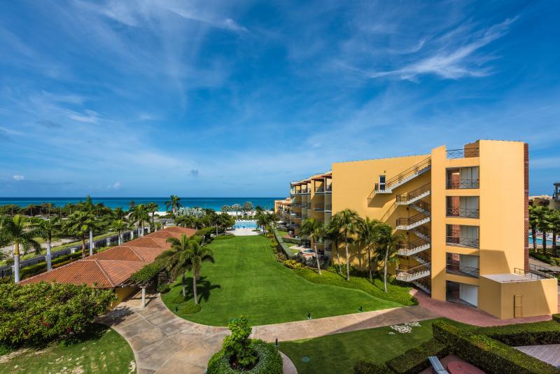 Condominium for Sale in Eagle Beach, Aruba - Oceania 312, photo 1 of 32