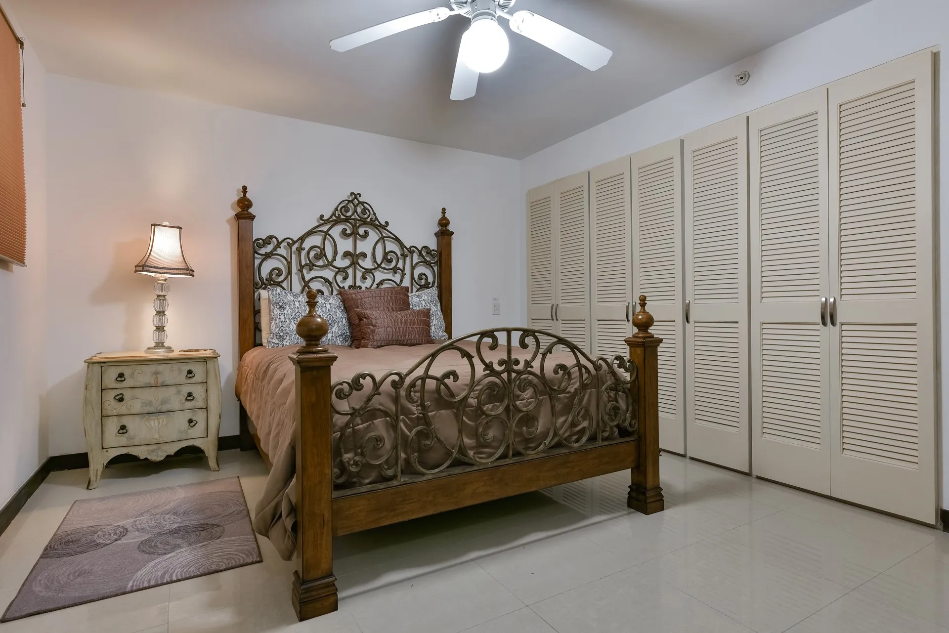 Condominium for Sale in Eagle Beach, Aruba - Oceania 312, photo 5 of 32