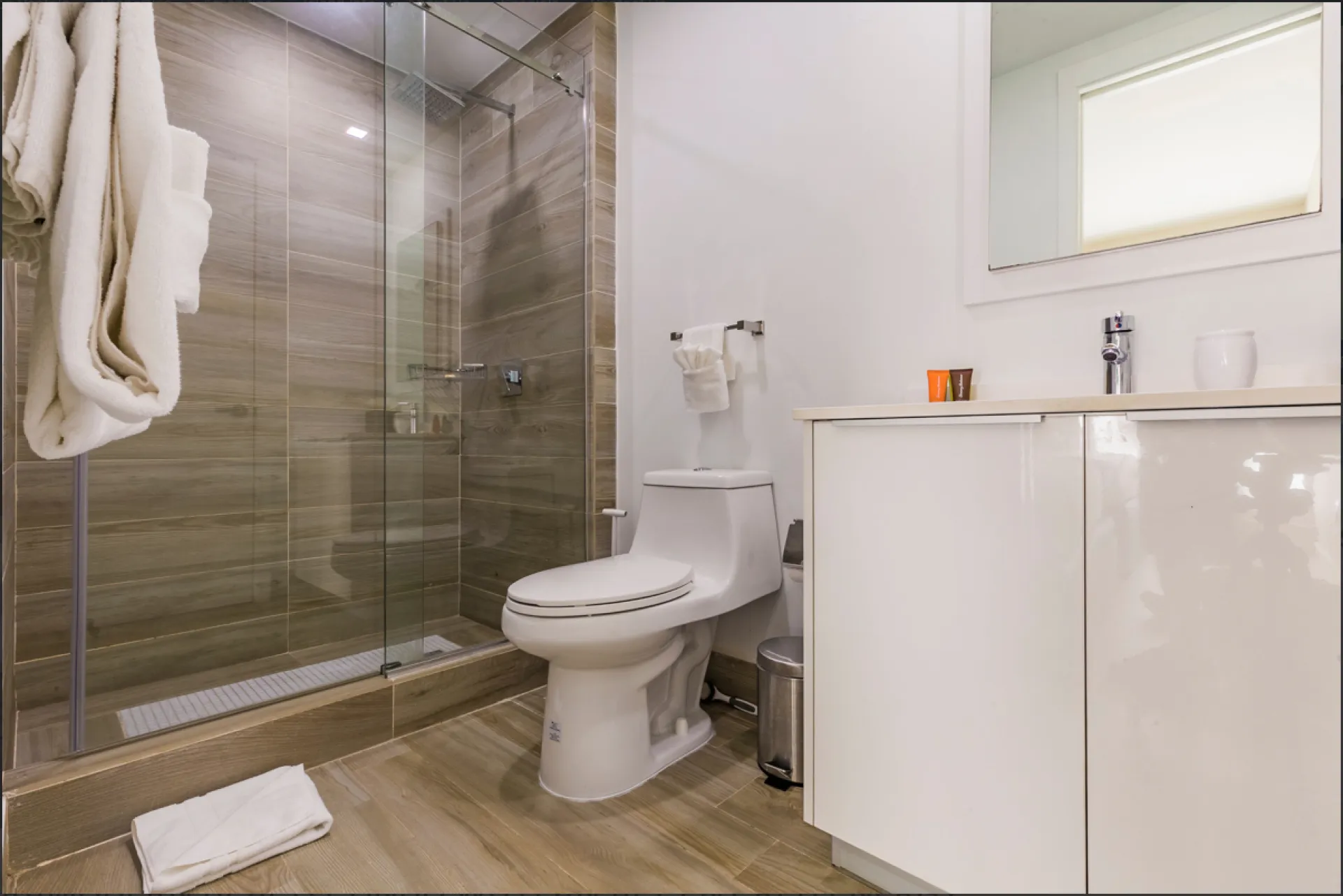 Blue Residence 636, photo 11 of 24