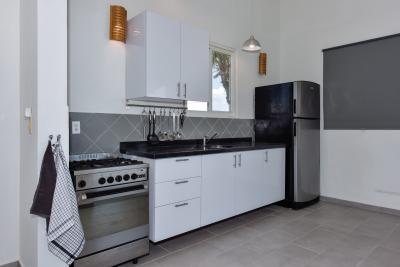 Papaya 9-G & 9-K Apartment Complex, photo 8 of 43