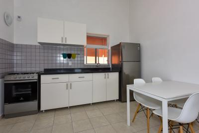 Papaya 9-J Apartment Complex, photo 9 of 28