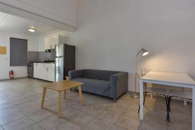 Papaya 9-J Apartment Complex, photo 18 of 28