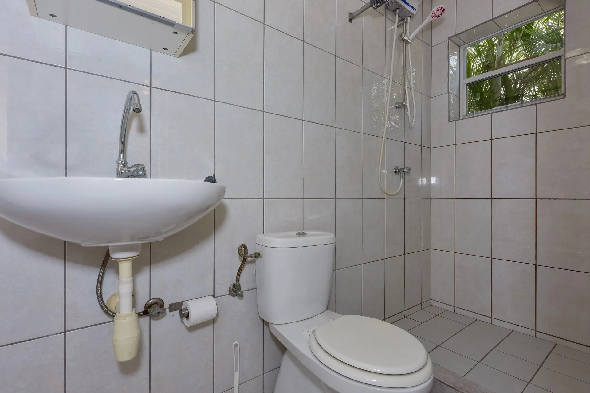 Papaya 9-J Apartment Complex, photo 22 of 28