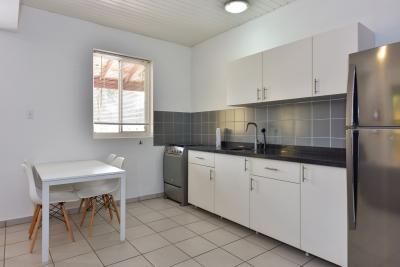 Papaya 9-J Apartment Complex, photo 20 of 28
