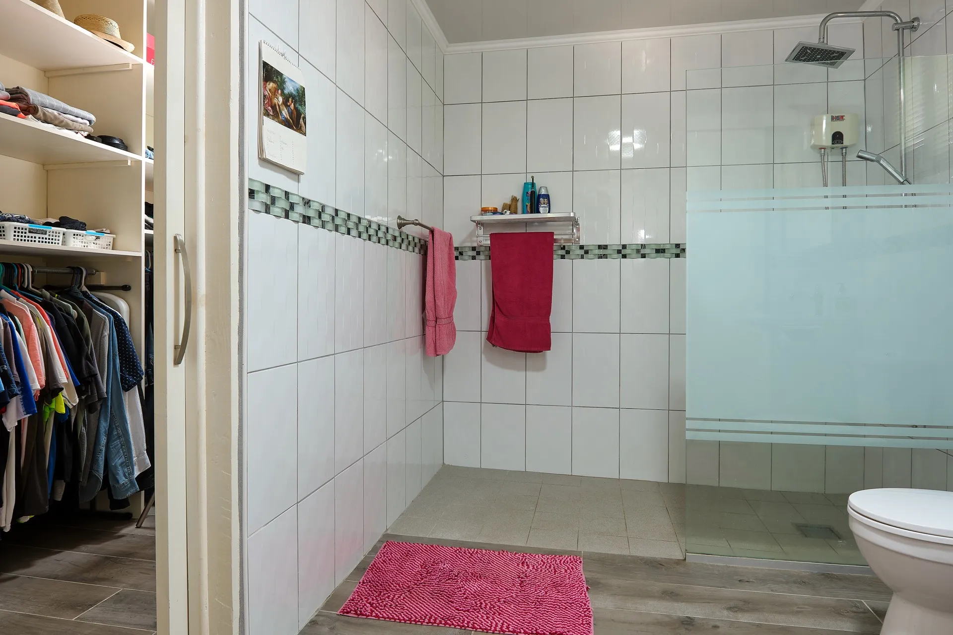 Nuñe 7F, photo 15 of 28