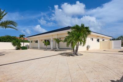 Residential for Sale in Paradera, Aruba - Modanza 15-B, photo 2 of 39