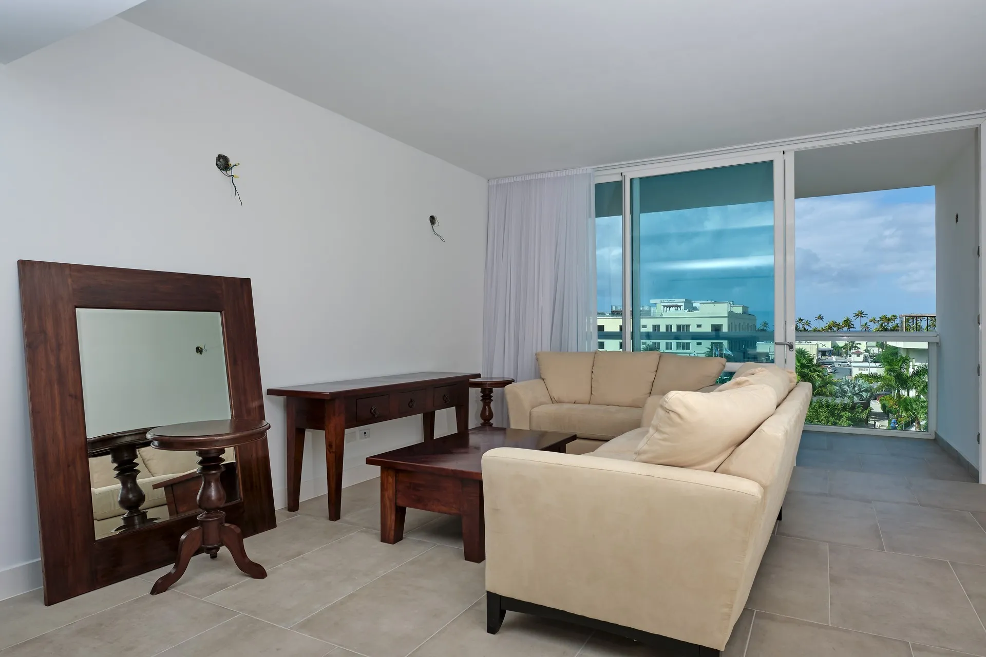 Condominium for Sale in Palm Beach, Aruba - Acqua Condominium 217, photo 4 of 33