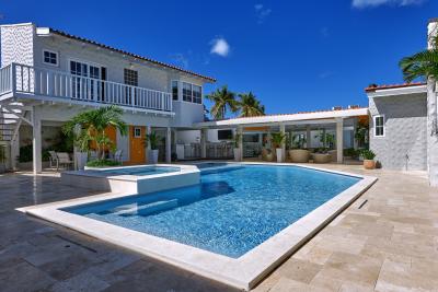 Luxury Oranjestad Villa, photo 9 of 65