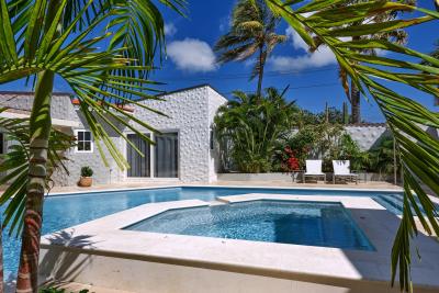 Luxury Oranjestad Villa, photo 61 of 65