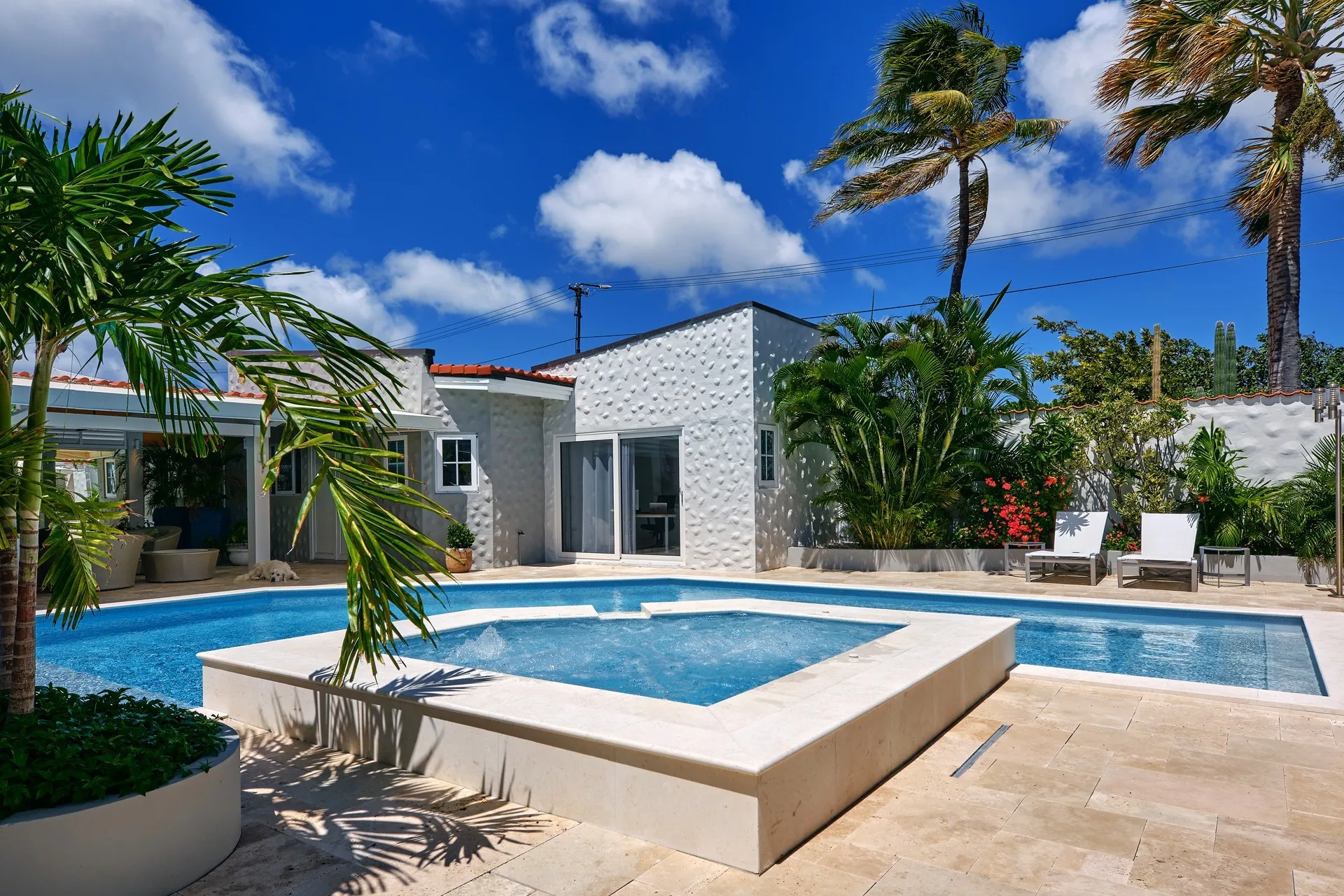 Luxury Oranjestad Villa, photo 60 of 65