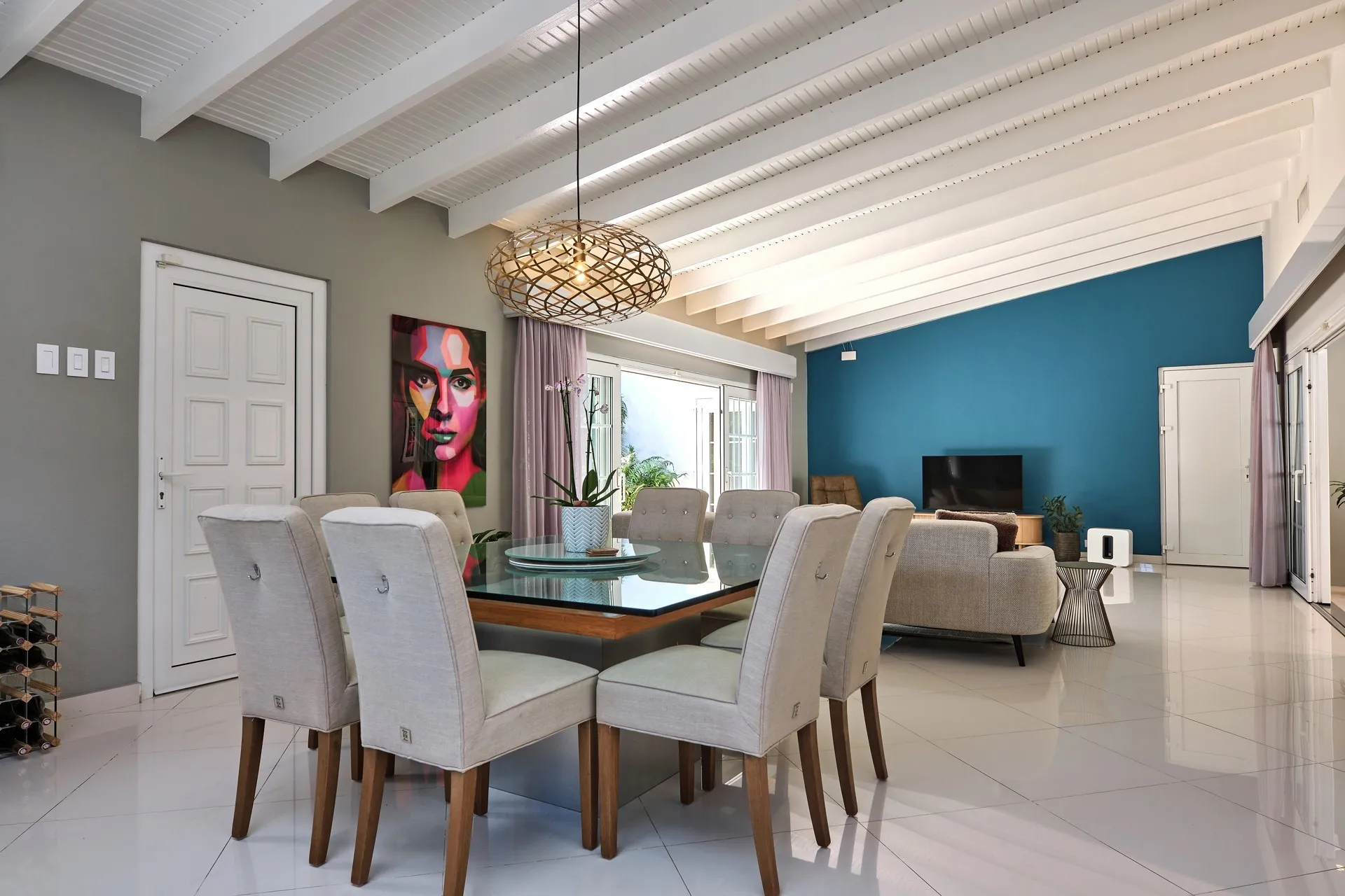 Luxury Oranjestad Villa, photo 15 of 65