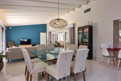 Luxury Oranjestad Villa, photo 16 of 65
