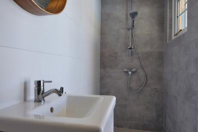 Luxury Oranjestad Villa, photo 48 of 65