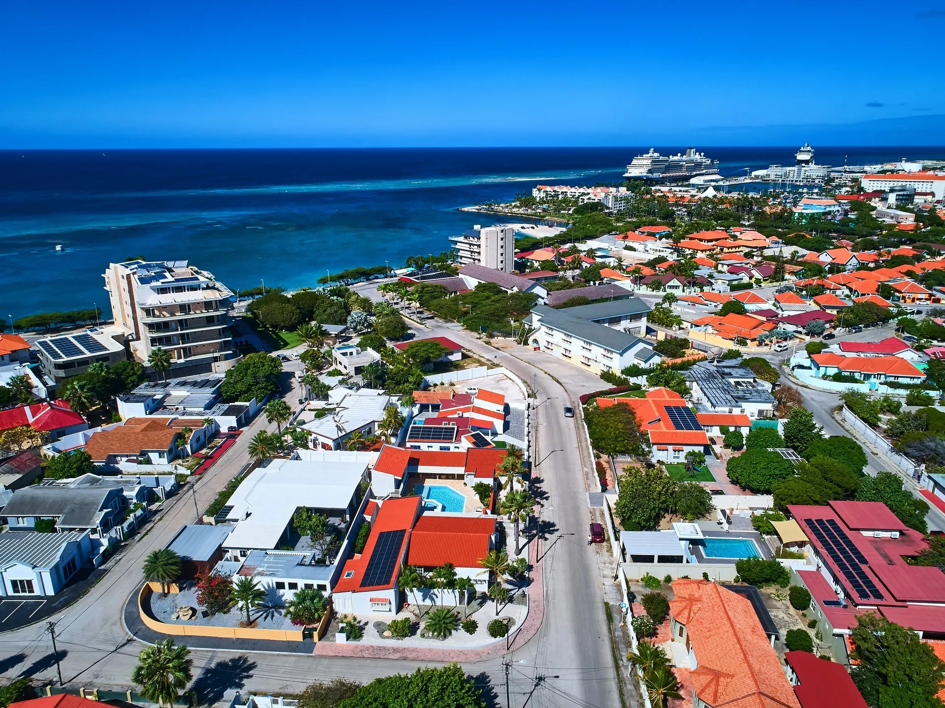 Luxury Oranjestad Villa, photo 65 of 65