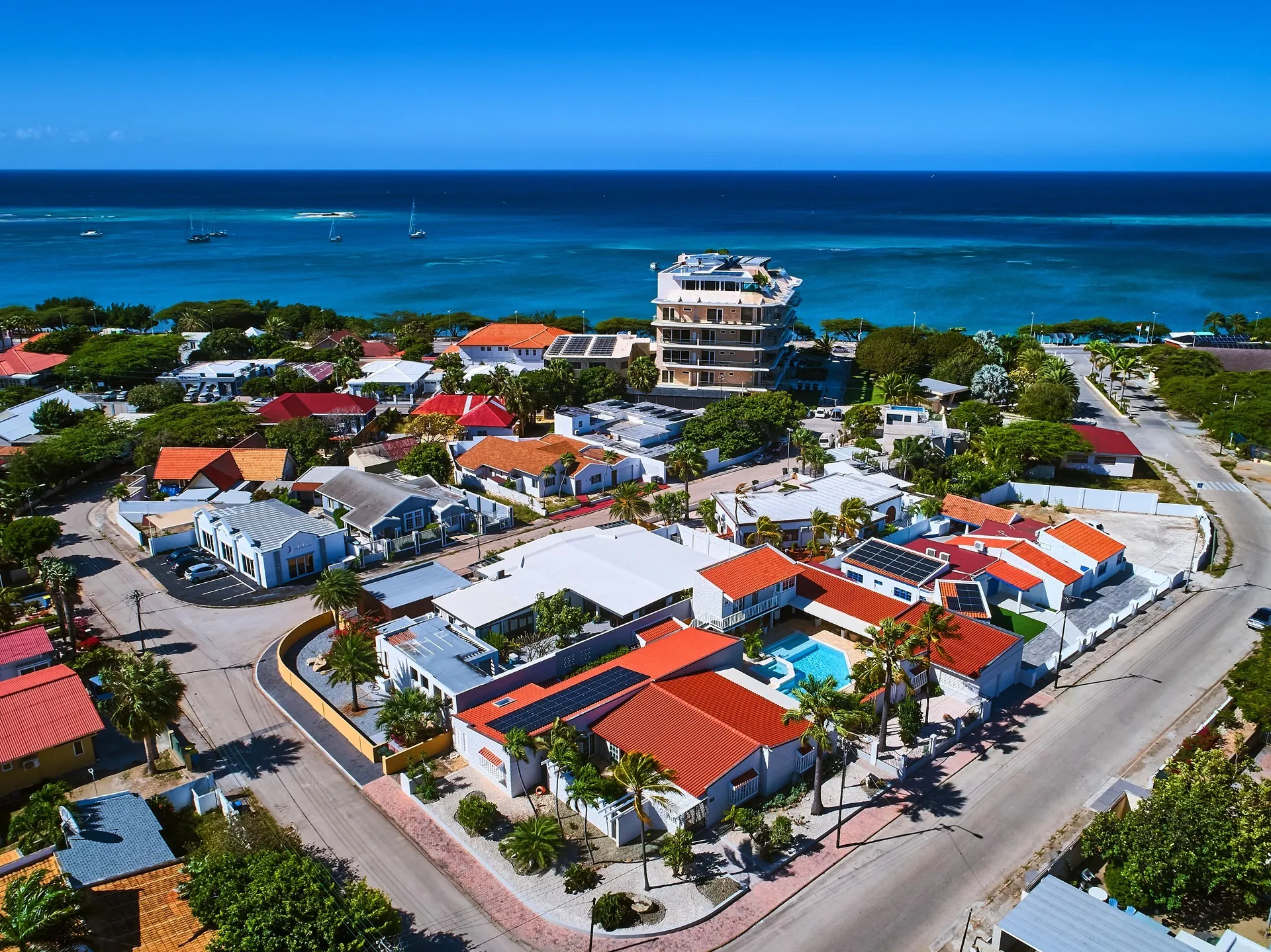 Residential for Sale in Oranjestad, Aruba - Luxury Oranjestad Villa, photo 2 of 65