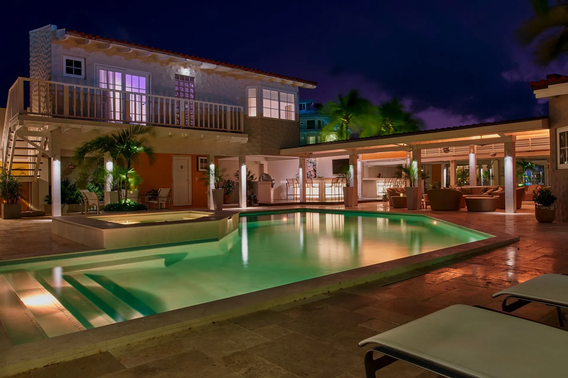 Luxury Oranjestad Villa, photo 42 of 65