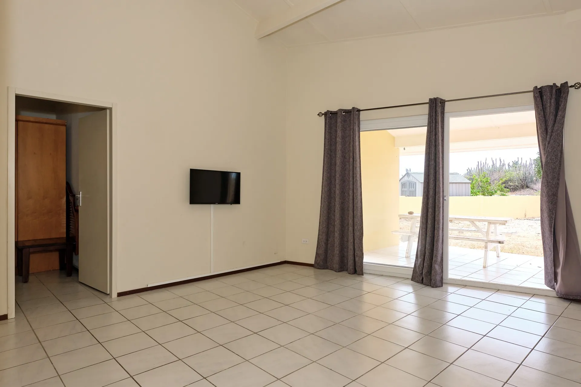 Residential for Sale in Hooiberg, Aruba - Orcuyo 18, photo 4 of 28