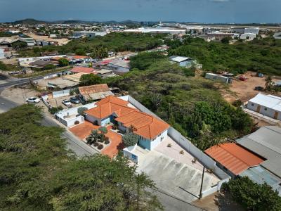 Commercial for Sale in Oranjestad, Aruba - Caya Avenida Milio J. Croes 84-B, photo 6 of 34