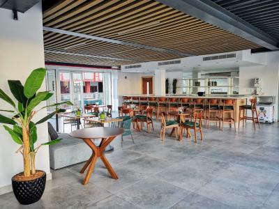 Harbour House 615, photo 17 of 25