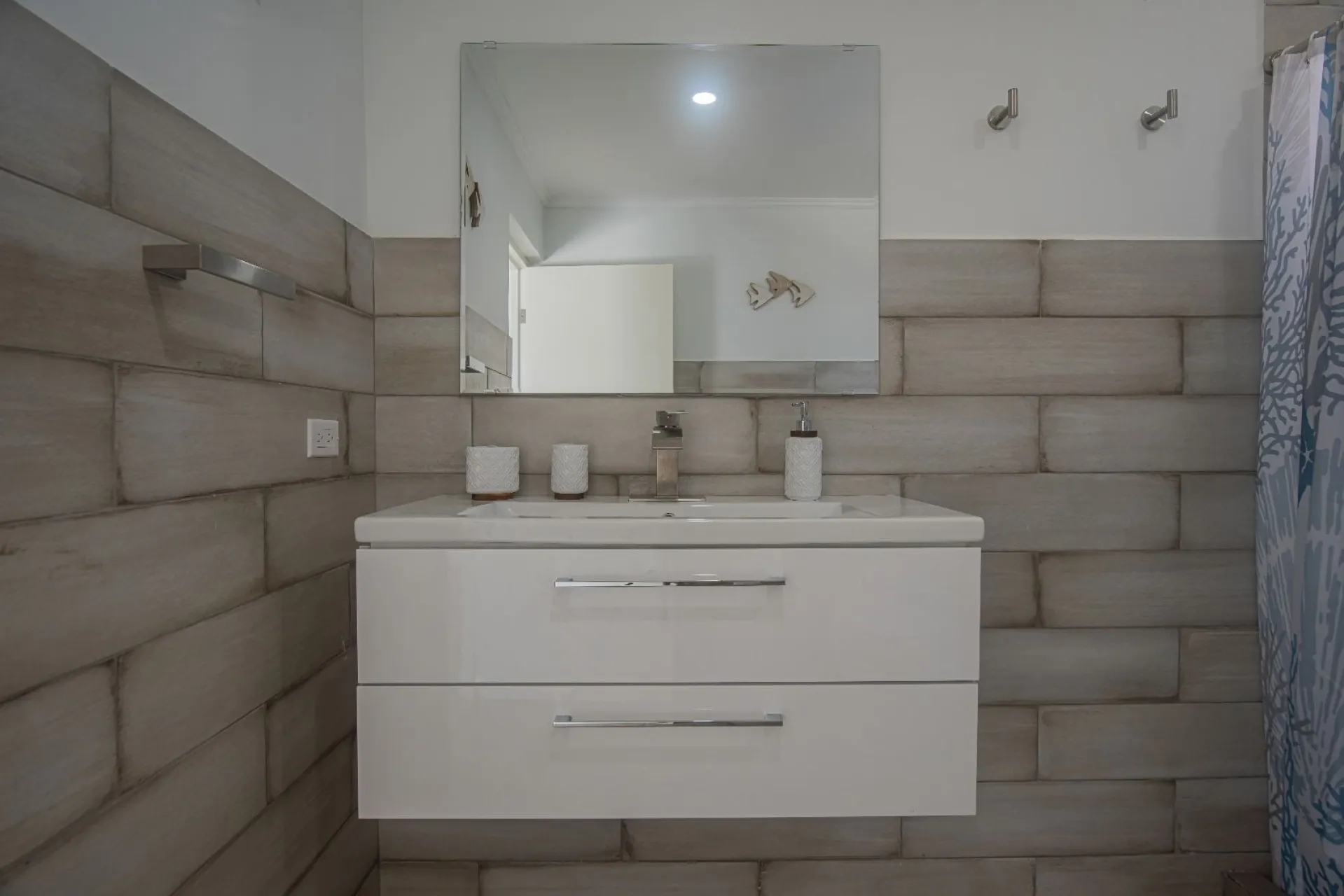 Elegant New Villa in Safir, photo 8 of 47