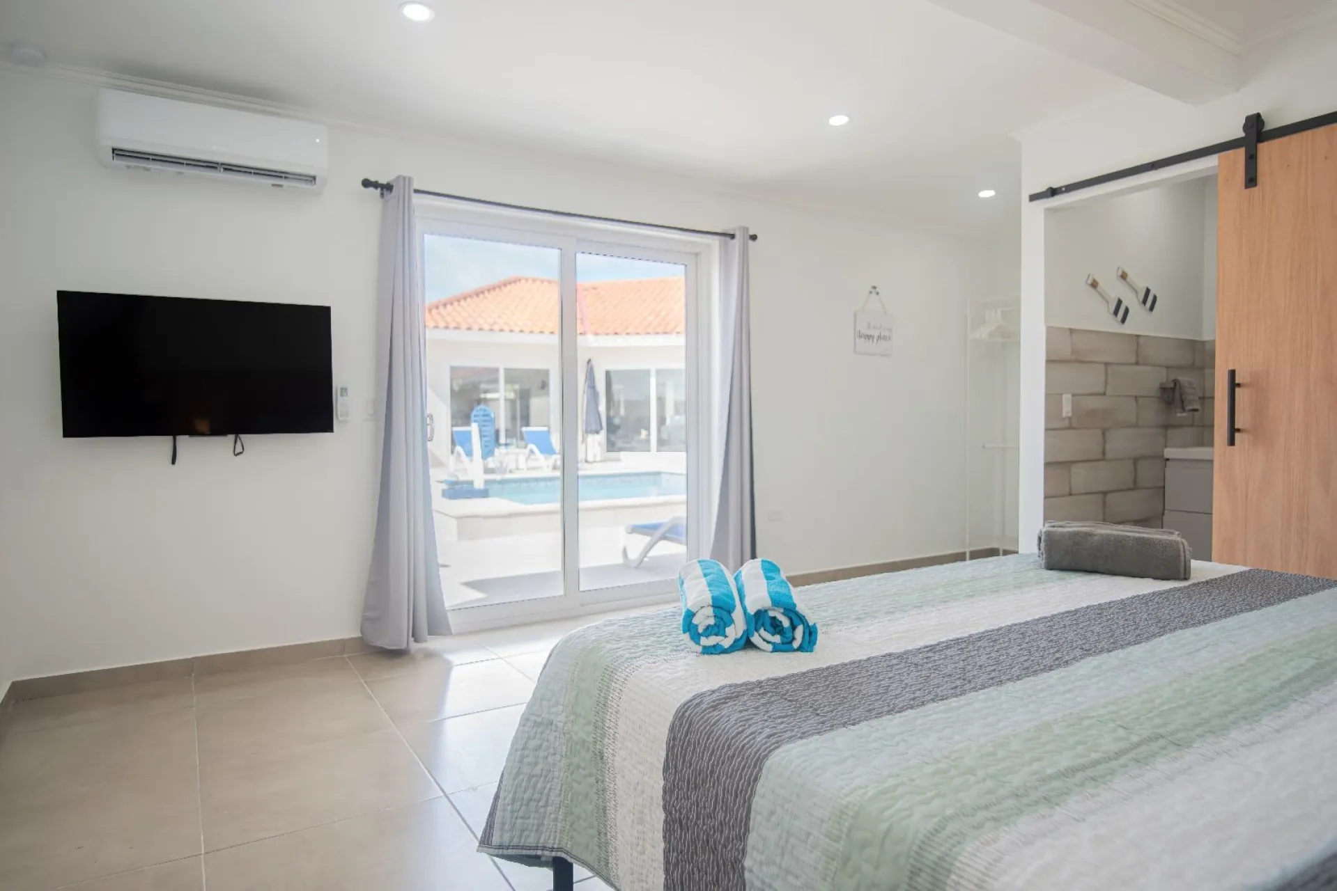 Elegant New Villa in Safir, photo 17 of 47
