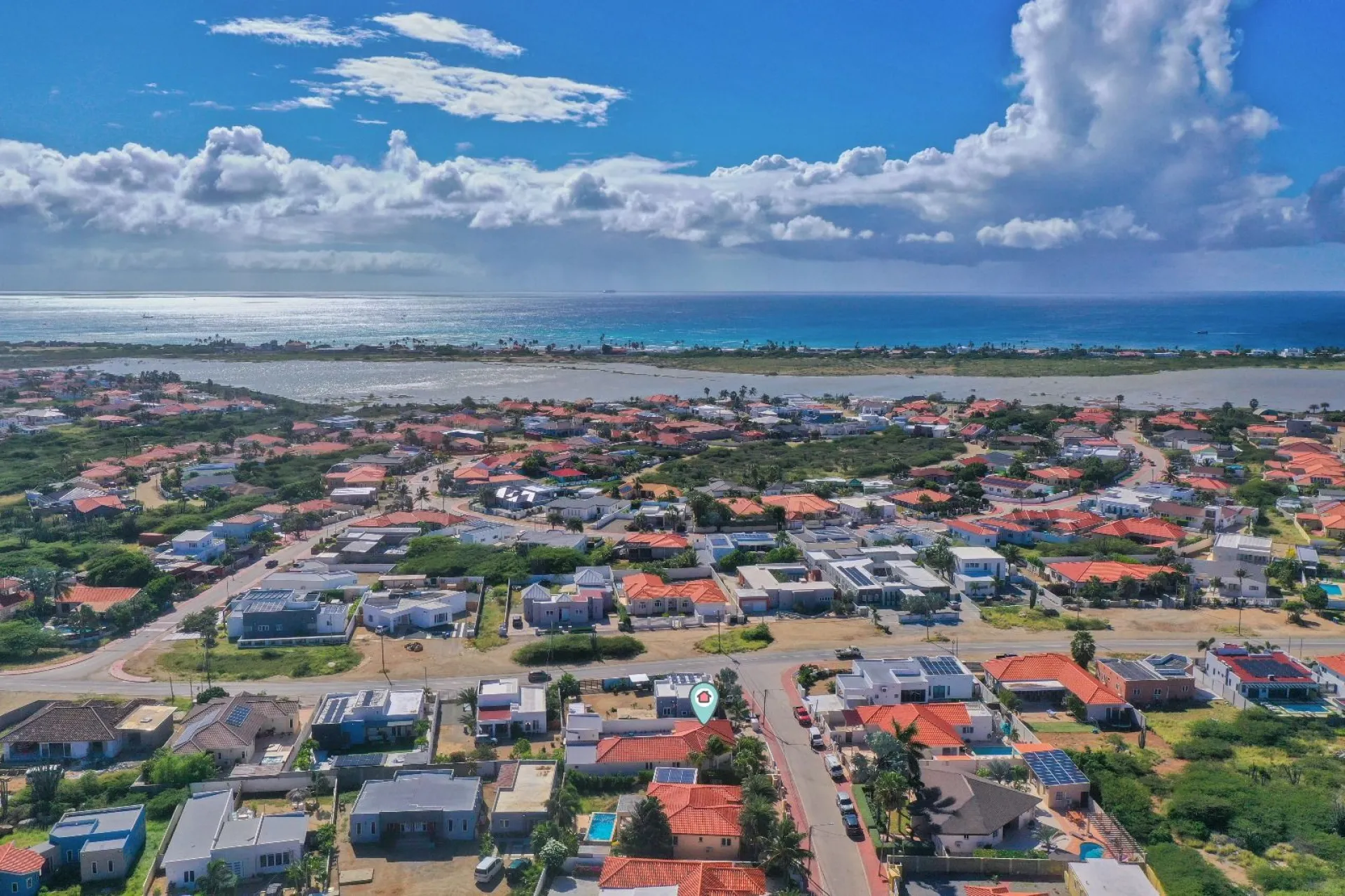 Residential for Sale in Eagle Beach, Aruba - Elegant New Villa in Safir, photo 2 of 47