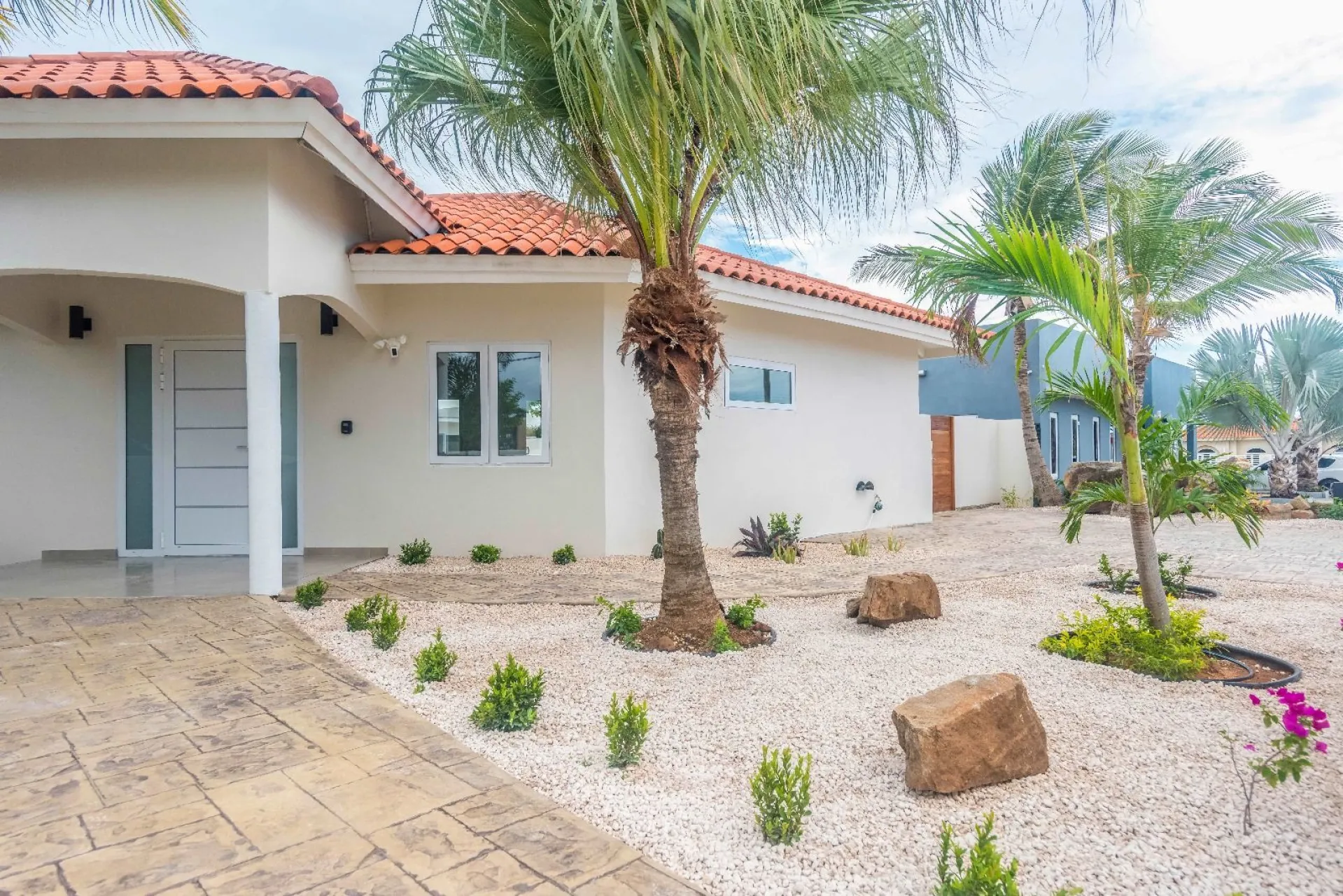 Elegant New Villa in Safir, photo 30 of 47