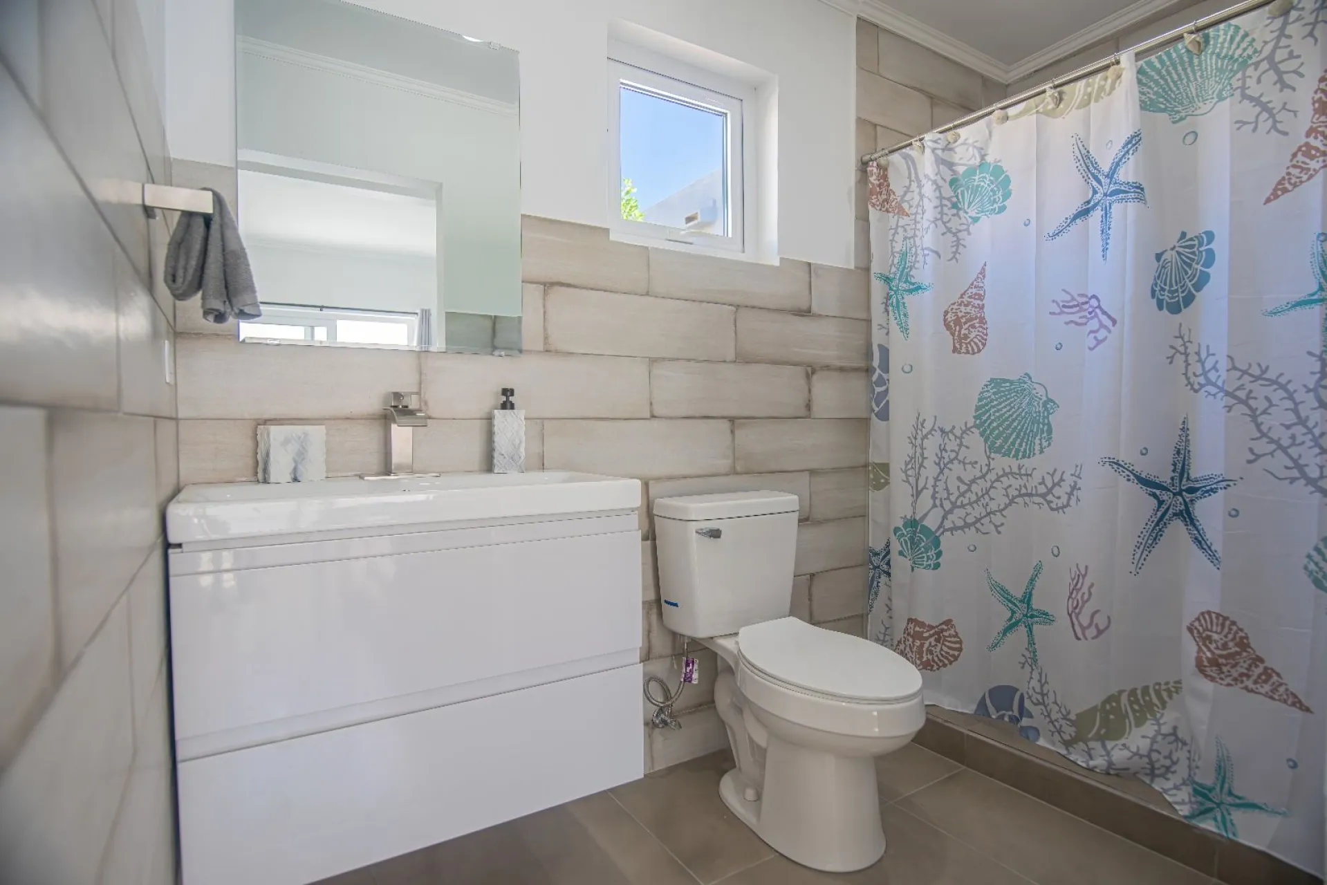 Elegant New Villa in Safir, photo 33 of 47