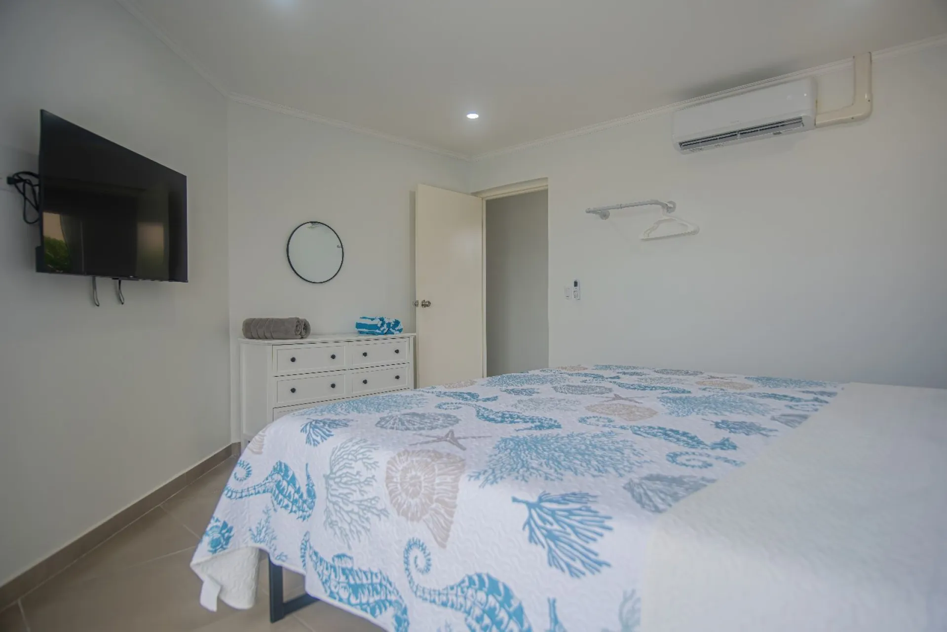 Elegant New Villa in Safir, photo 44 of 47