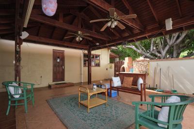 Residential for Sale in Oranjestad, Aruba - Uruguaystraat 1, photo 2 of 28