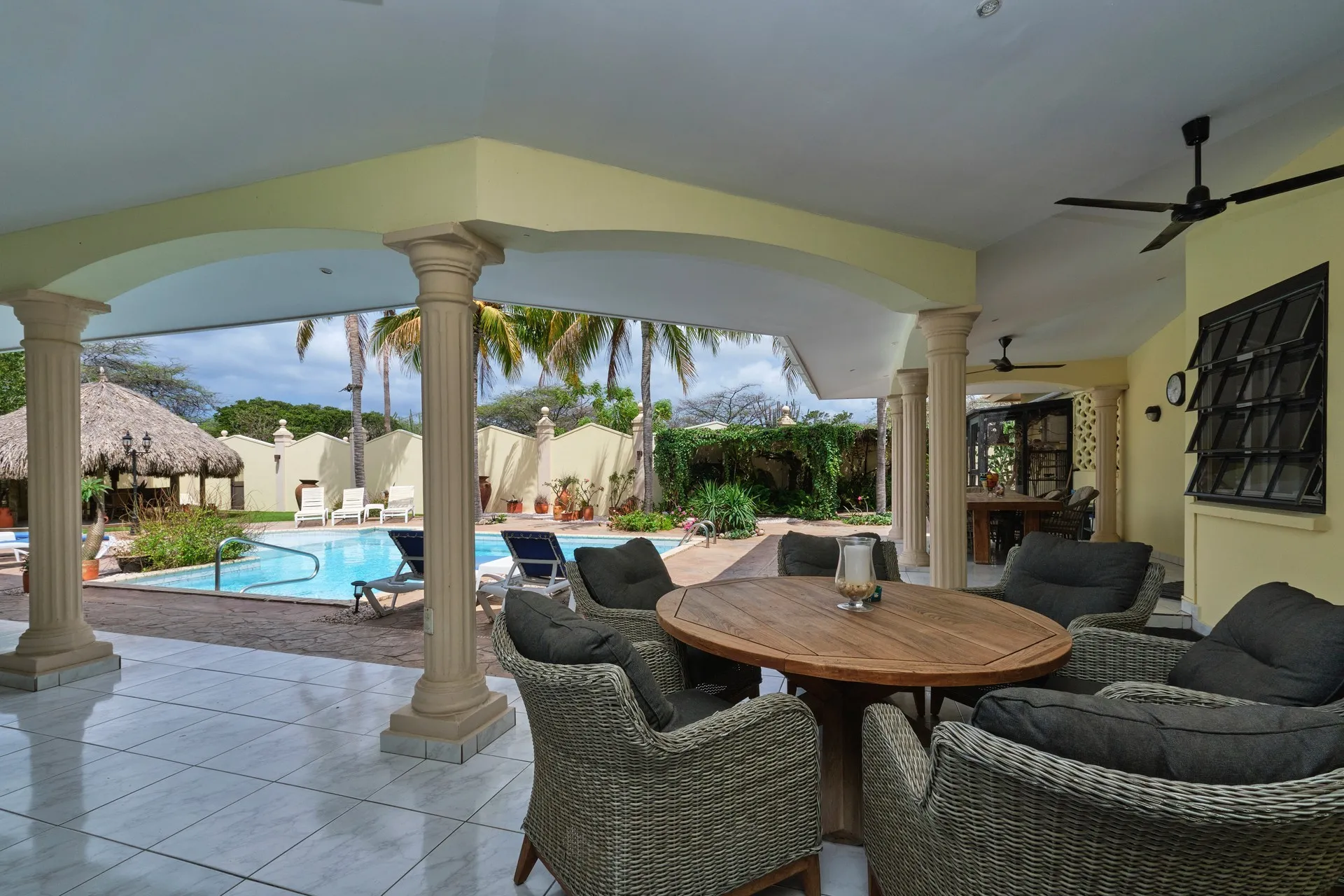 Oranjestad Luxury Villa, photo 32 of 68