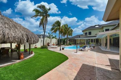 Oranjestad Luxury Villa, photo 41 of 68
