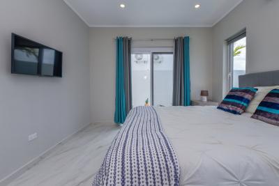 Reina Sophia Residences, photo 40 of 43