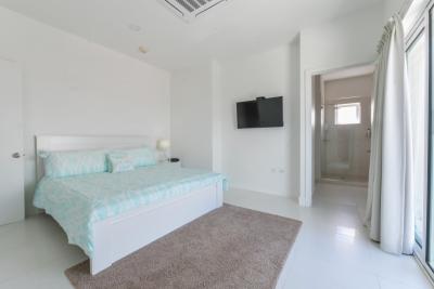 Spacious Two-Story Condo at Aruba's Life #318, photo 26 of 49
