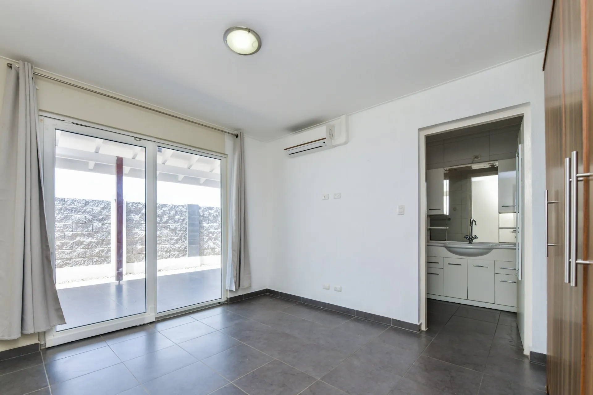 Modanza Villa Park 119, photo 31 of 43