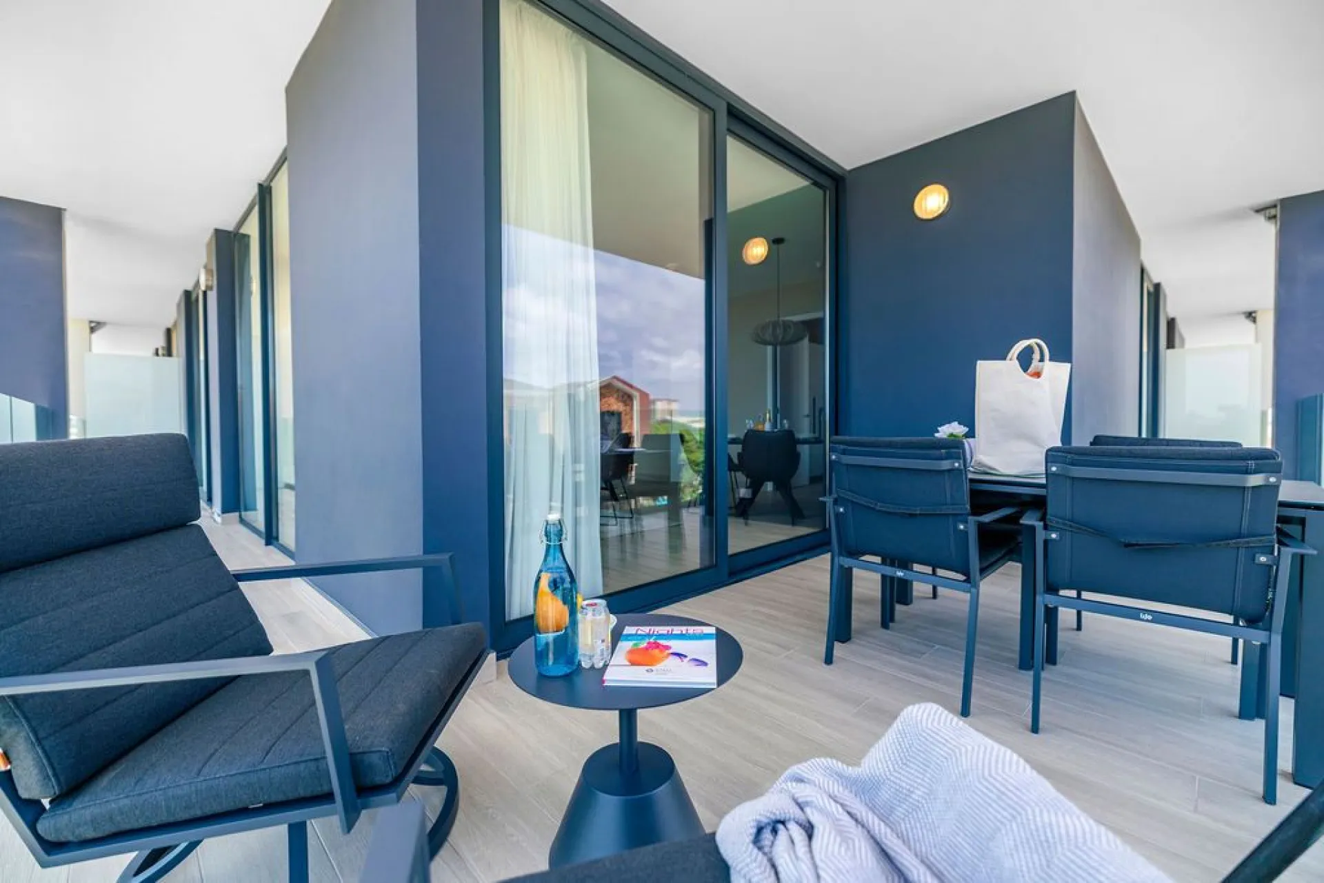 ARASHI BOUTIQUE CONDOMINIUMS, photo 7 of 16