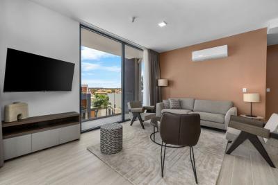 ARASHI BOUTIQUE CONDOMINIUMS, photo 12 of 16