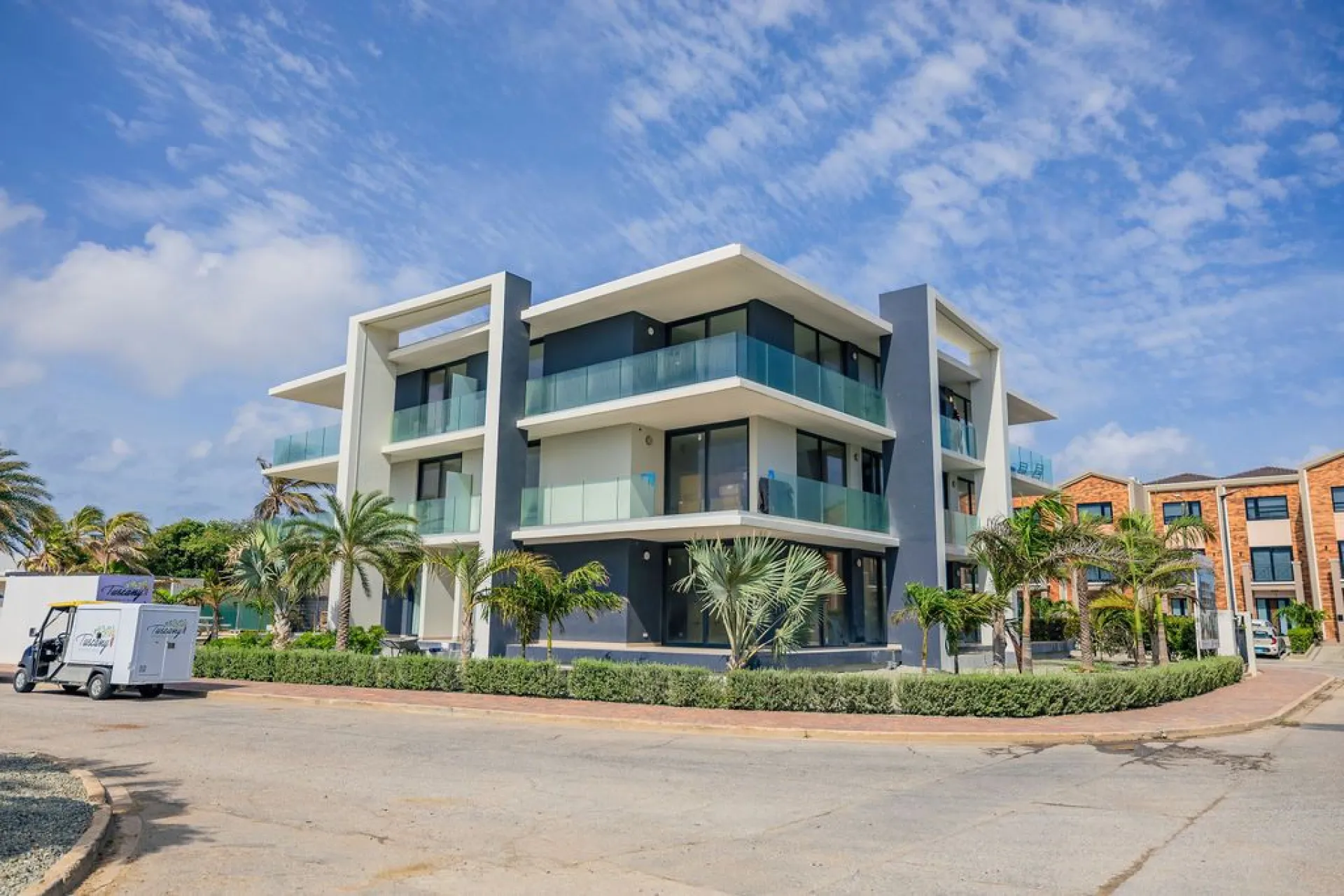 ARASHI BOUTIQUE CONDOMINIUMS, photo 12 of 12