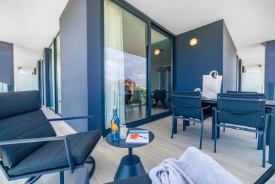 ARASHI BOUTIQUE CONDOMINIUMS, photo 8 of 12