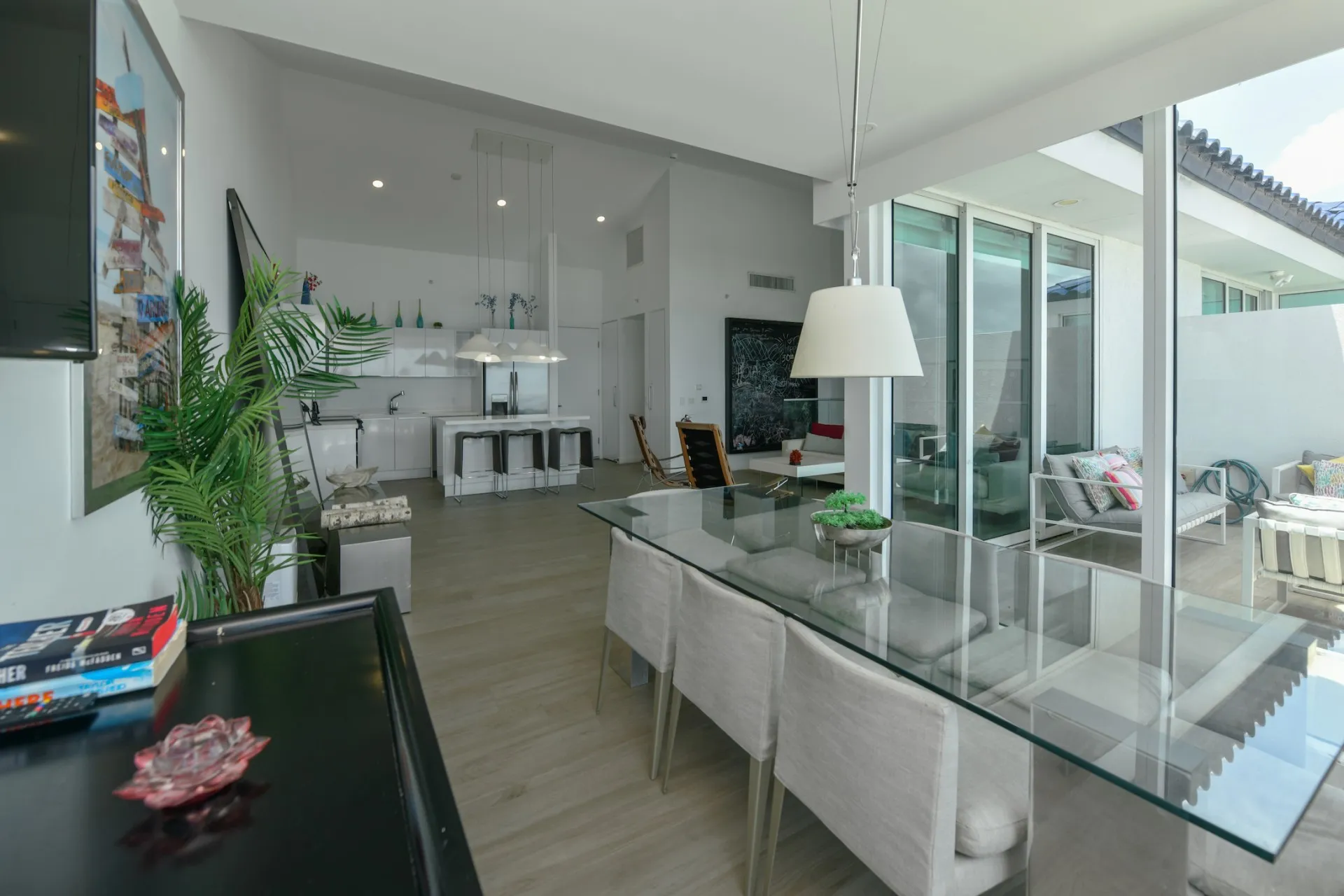Blue Residences 3-Bedroom Penthouse, photo 39 of 51
