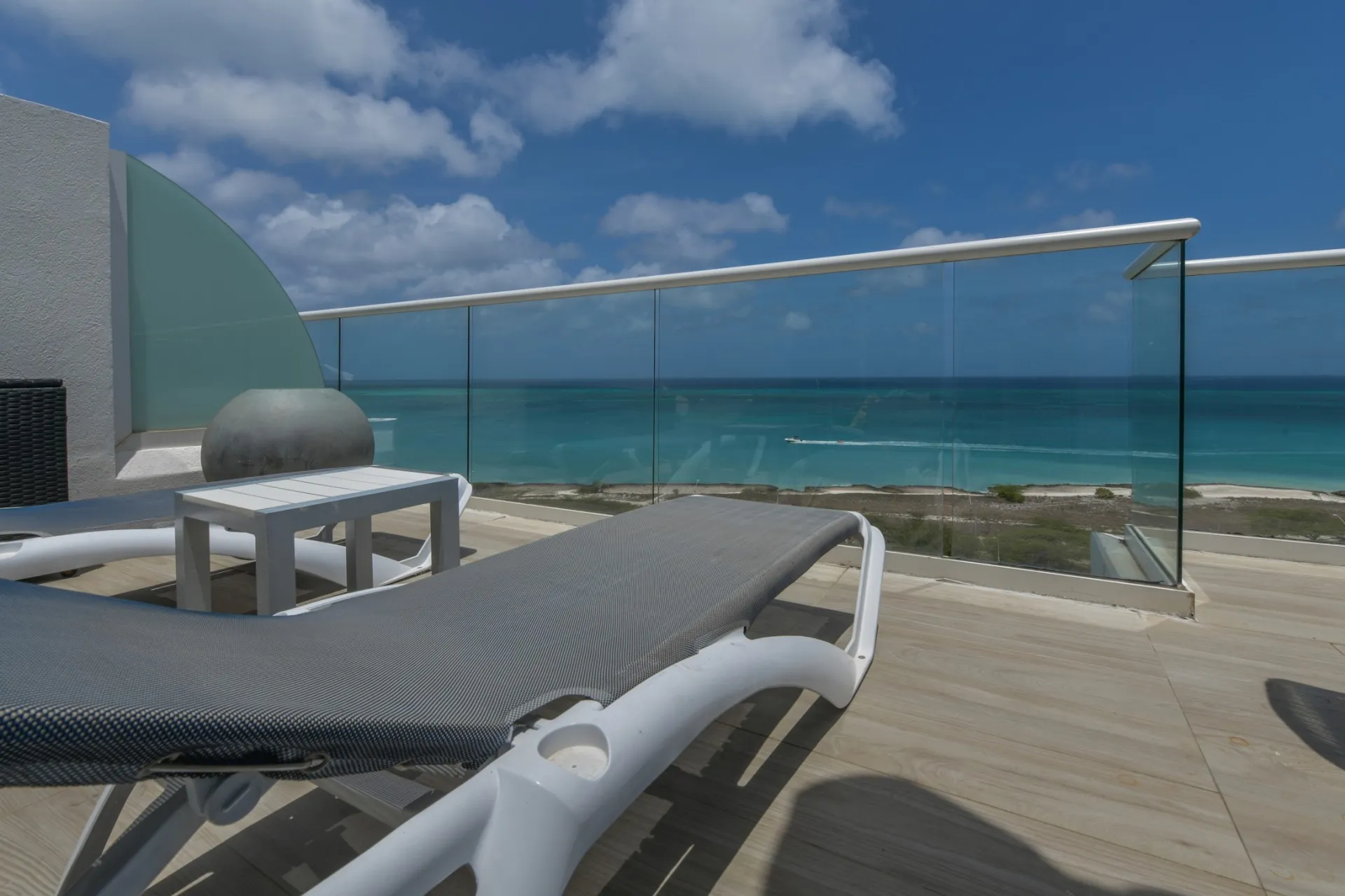 Blue Residences 3-Bedroom Penthouse, photo 46 of 51
