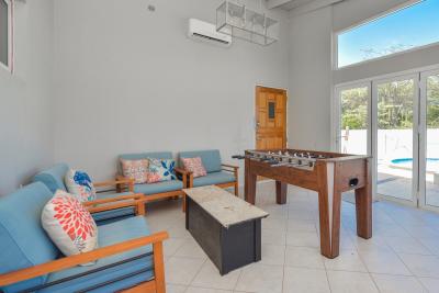 Monserat 18-F, photo 32 of 40