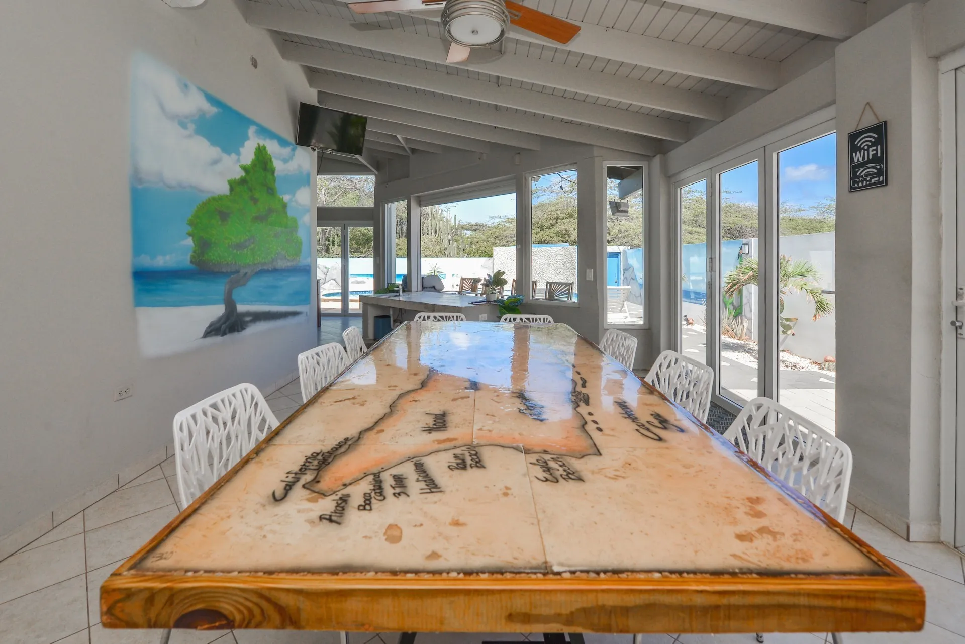 Monserat 18-F, photo 31 of 40