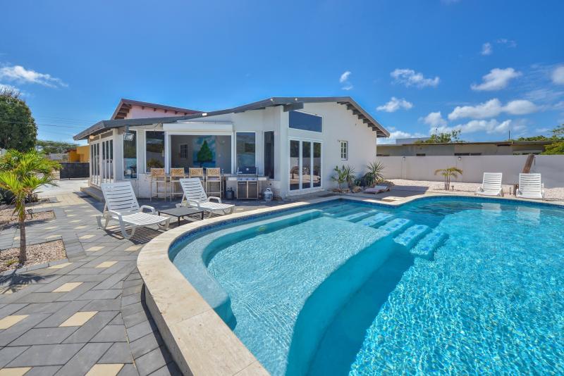 Residential for Sale in Noord, Aruba - Monserat 18-F, photo 1 of 40