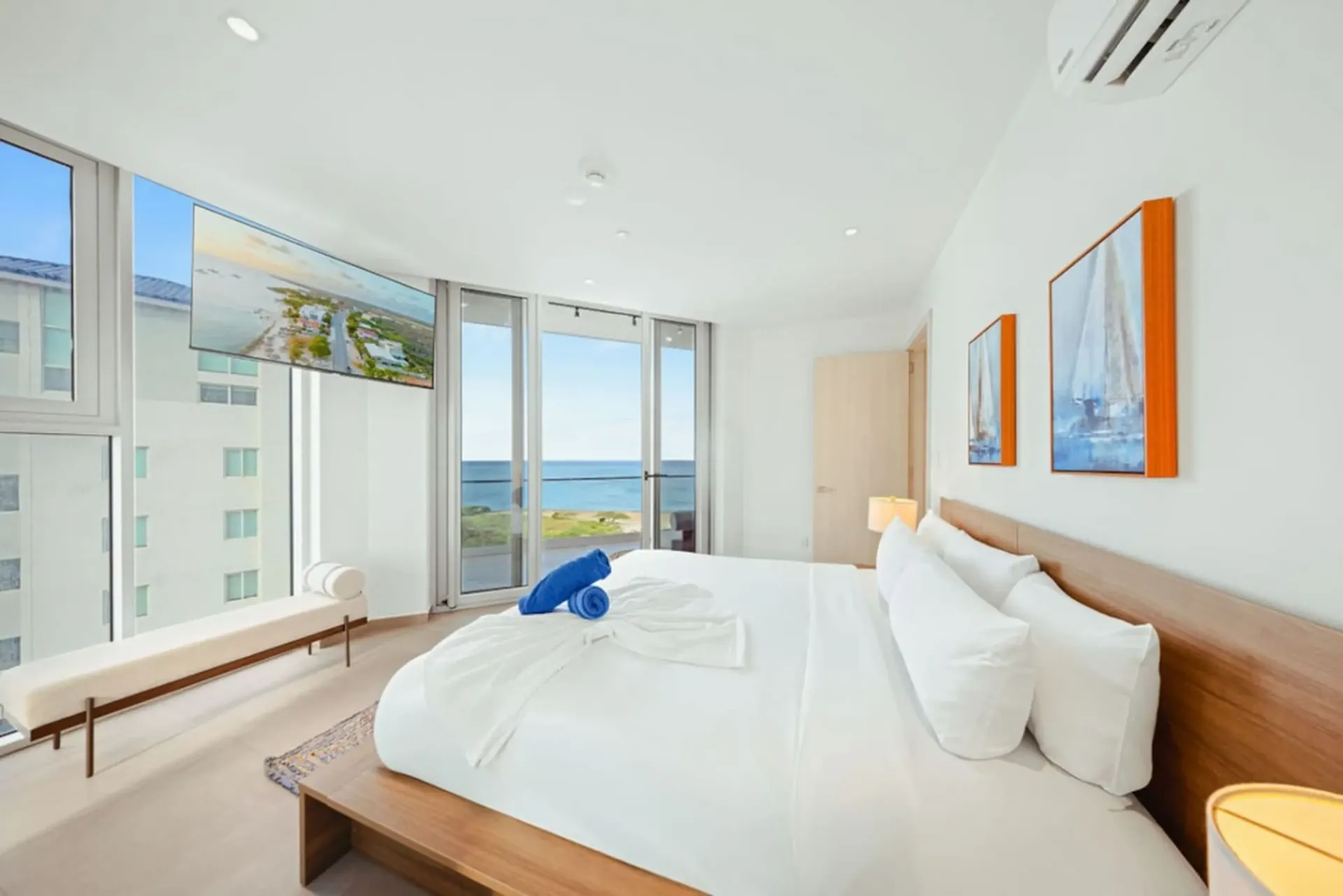 Condominium for Sale in Eagle Beach, Aruba - The Reef 6C, photo 4 of 57