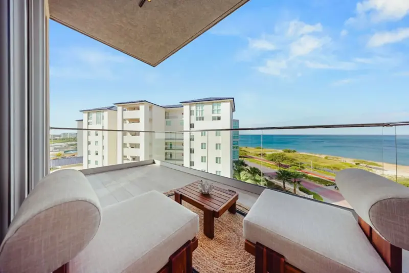 Condominium for Sale in Eagle Beach, Aruba - The Reef 6C, photo 1 of 57