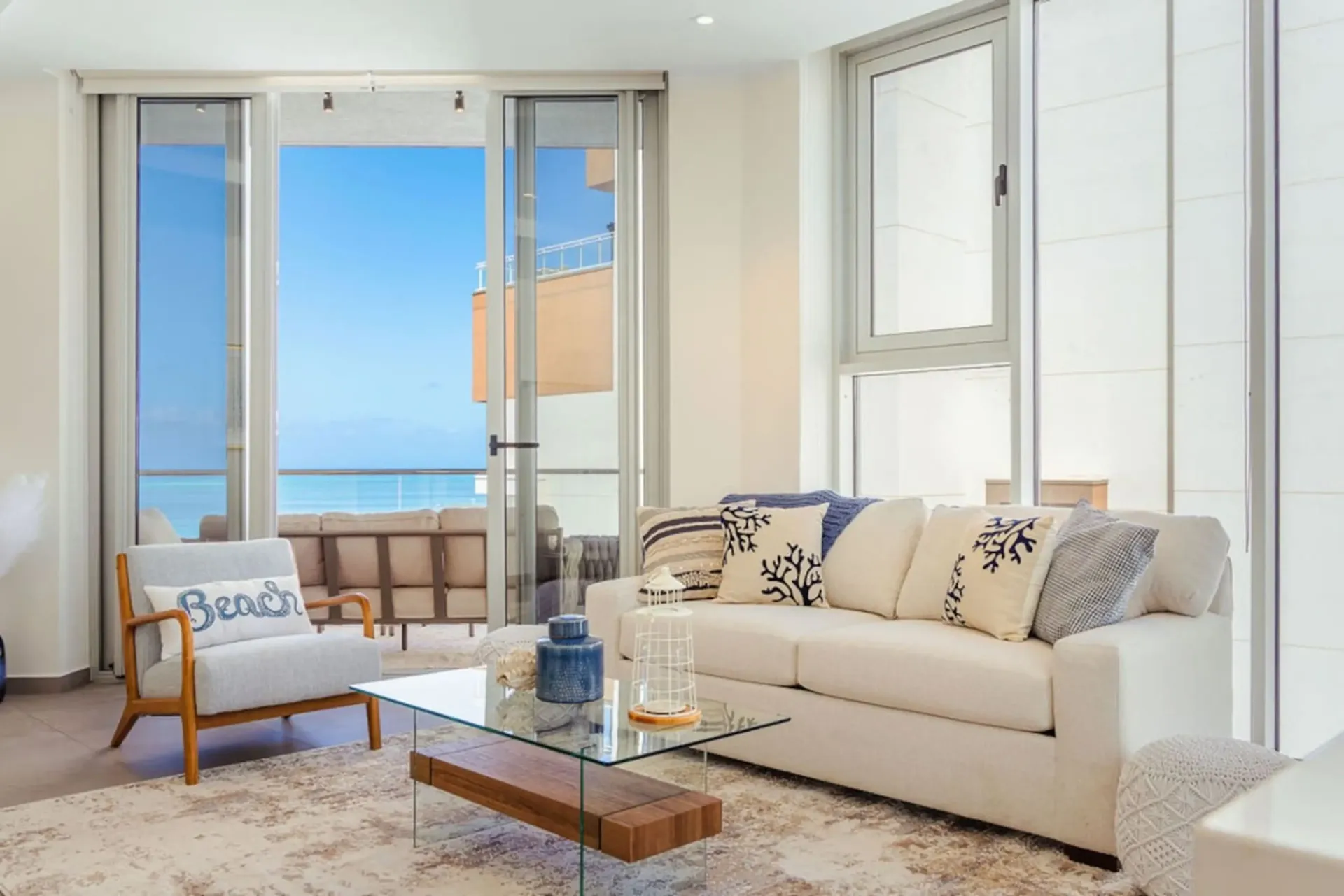 Condominium for Sale in Eagle Beach, Aruba - The Reef 5C, photo 1 of 42